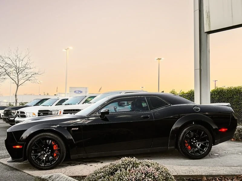 2022 Dodge Challenger SRT8 & 392 3rd Gen - Image 9 of 20