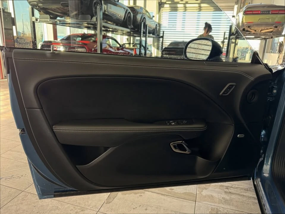 2022 Dodge Challenger SRT Hellcat 3rd Gen - Image 17 of 20
