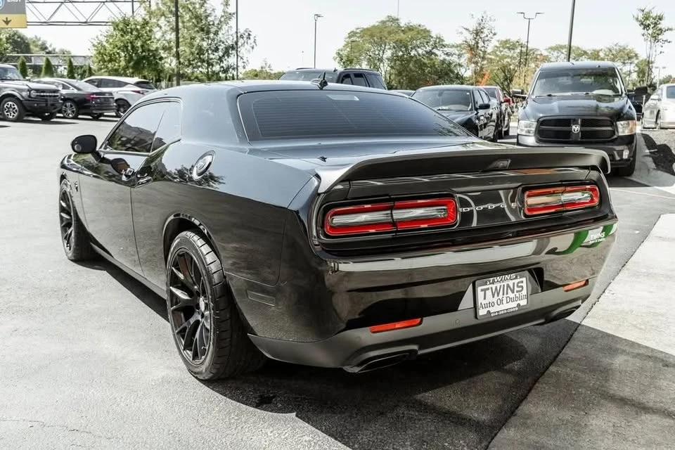 2022 Dodge Challenger SRT Hellcat 3rd Gen - Image 19 of 20