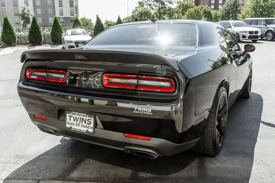2022 Dodge Challenger SRT Hellcat 3rd Gen - Image 17 of 20