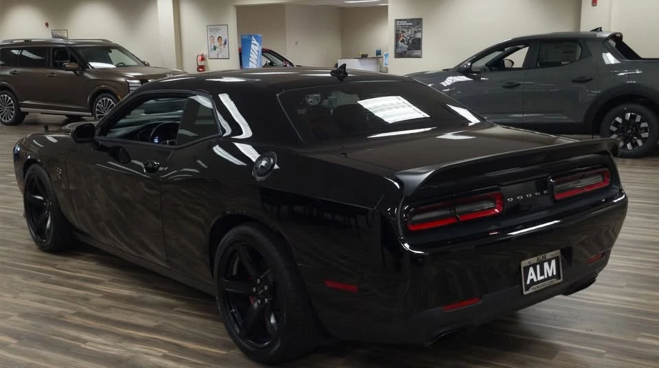 2022 Dodge Challenger SRT Hellcat 3rd Gen - Image 6 of 18