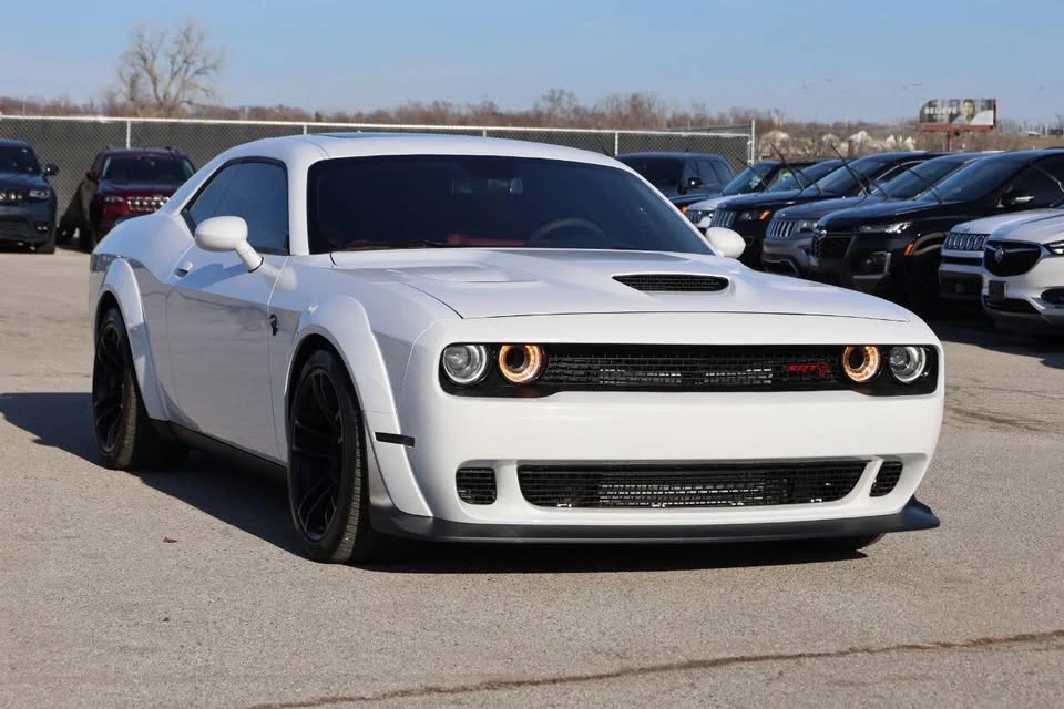 2022 Dodge Challenger SRT Hellcat 3rd Gen - Image 4 of 18