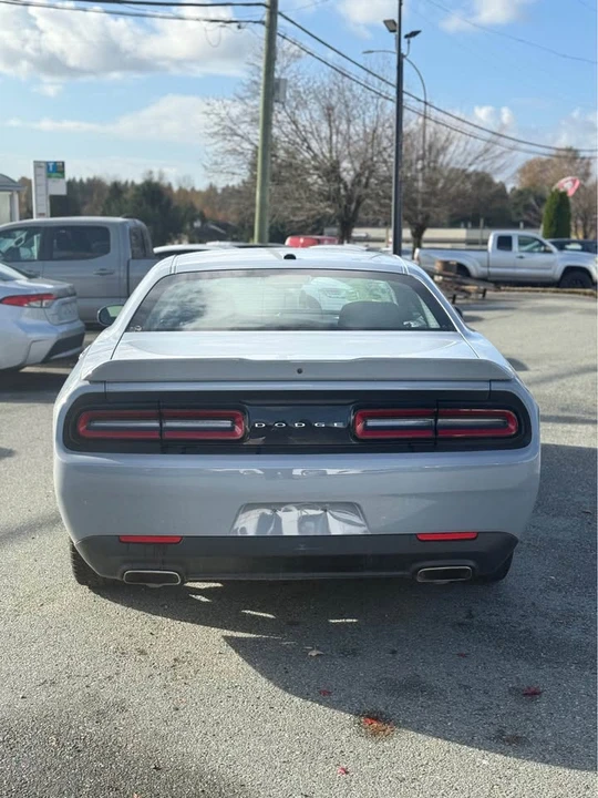 2022 Dodge Challenger 3rd Gen - Image 4 of 8