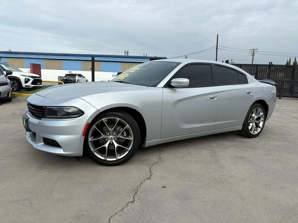 2022 Dodge Charger 8th Gen - Image 2 of 18