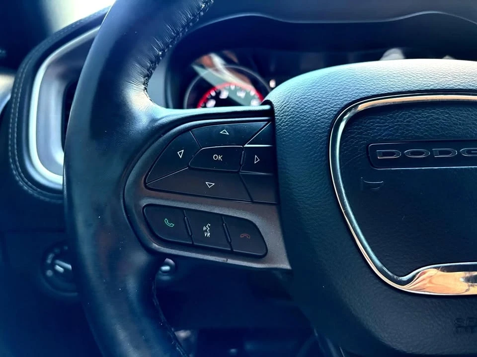2022 Dodge Charger 8th Gen - Image 16 of 18