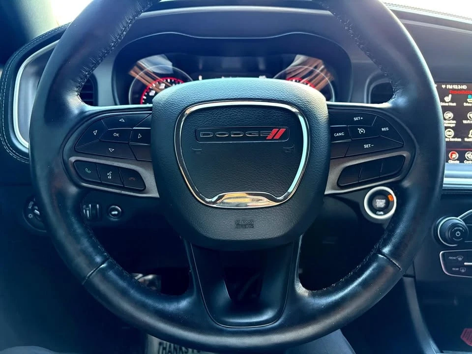 2022 Dodge Charger 8th Gen - Image 15 of 18