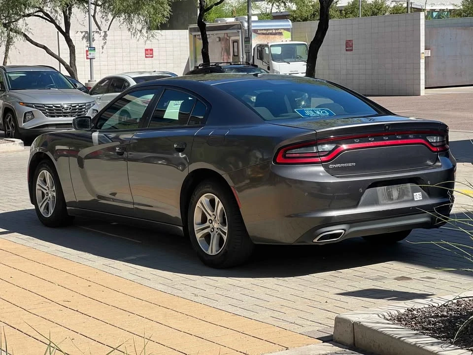 2022 Dodge Charger 8th Gen - Image 4 of 6
