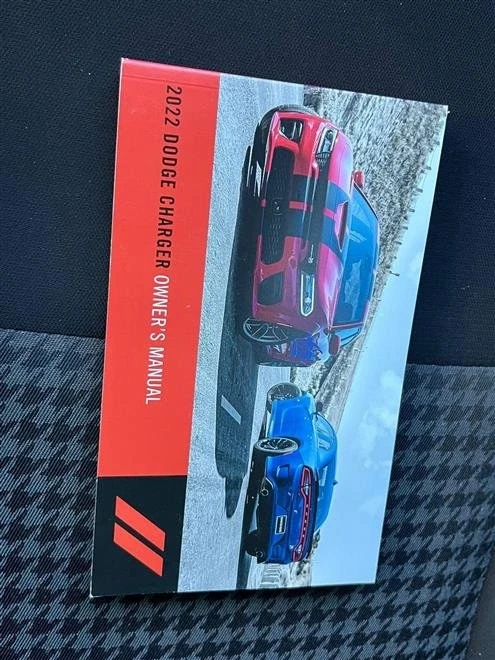 2022 Dodge Charger 8th Gen - Image 18 of 18