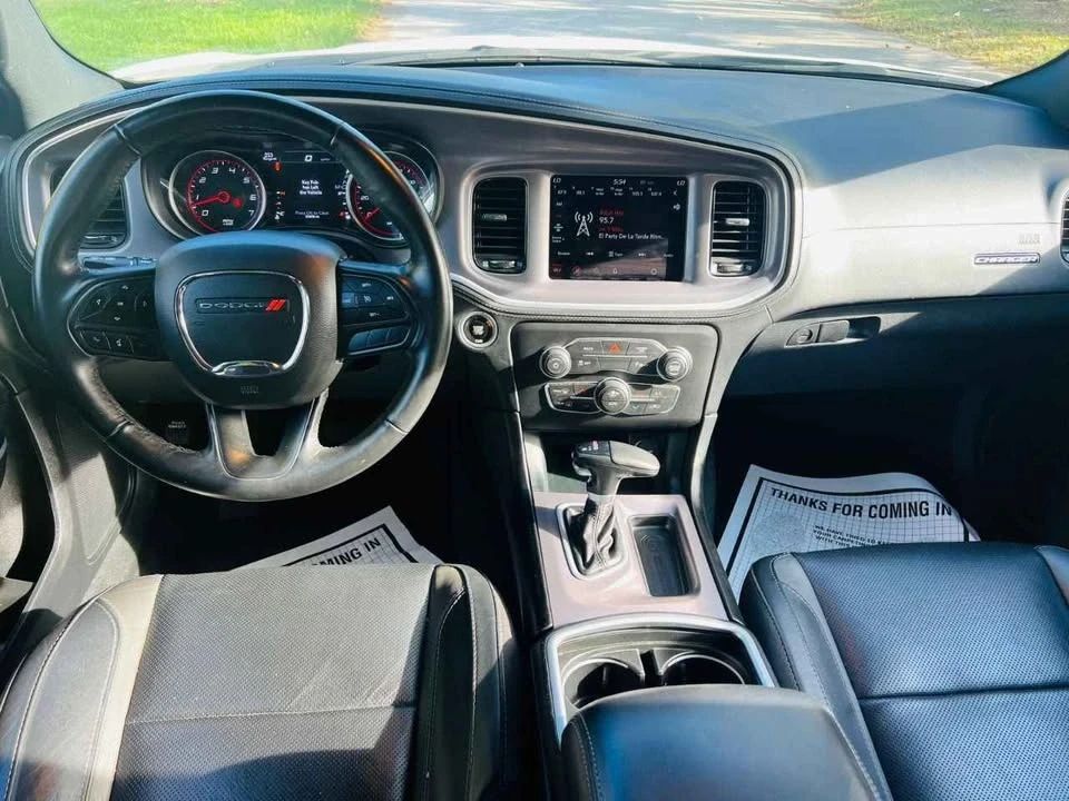 2022 Dodge Charger 8th Gen - Image 7 of 9