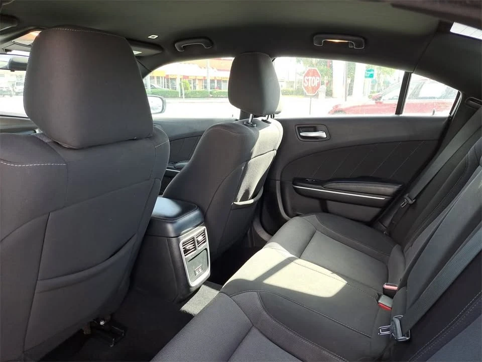 2022 Dodge Charger 8th Gen - Image 7 of 10