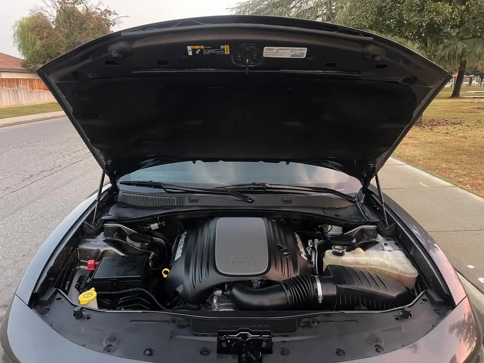 2022 Dodge Charger 8th Gen - Image 16 of 20