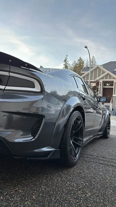 2022 Dodge Charger 8th Gen - Image 2 of 6