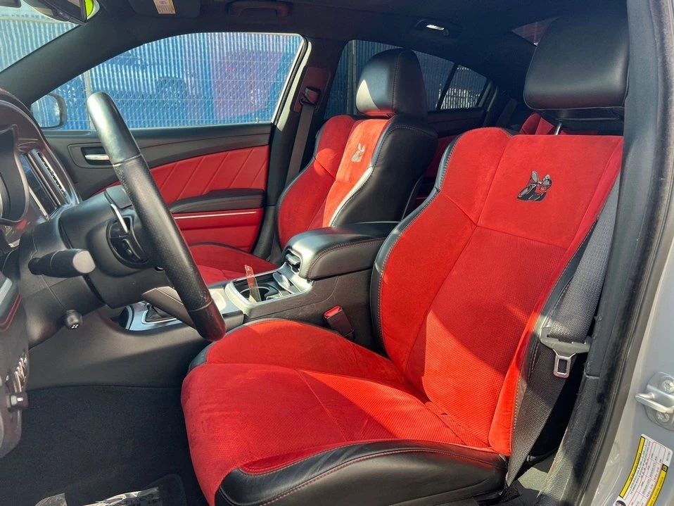 2022 Dodge Charger 7th Gen - Image 9 of 10