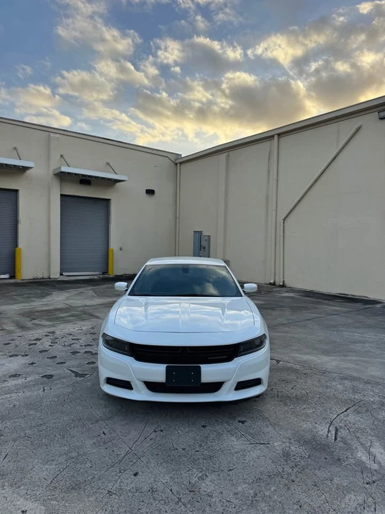 2022 Dodge Charger 8th Gen - Image 7 of 10