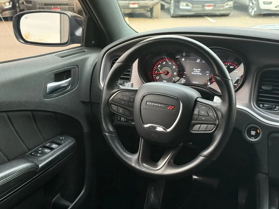 2022 Dodge Charger 8th Gen - Image 16 of 19