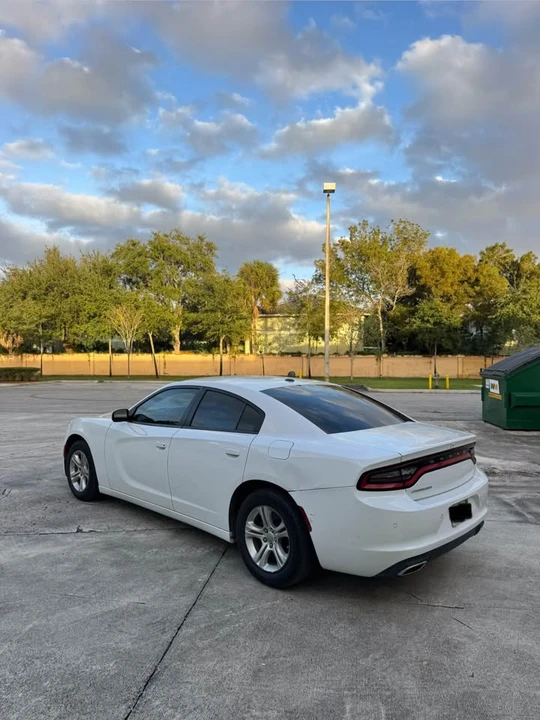 2022 Dodge Charger 8th Gen - Image 3 of 10