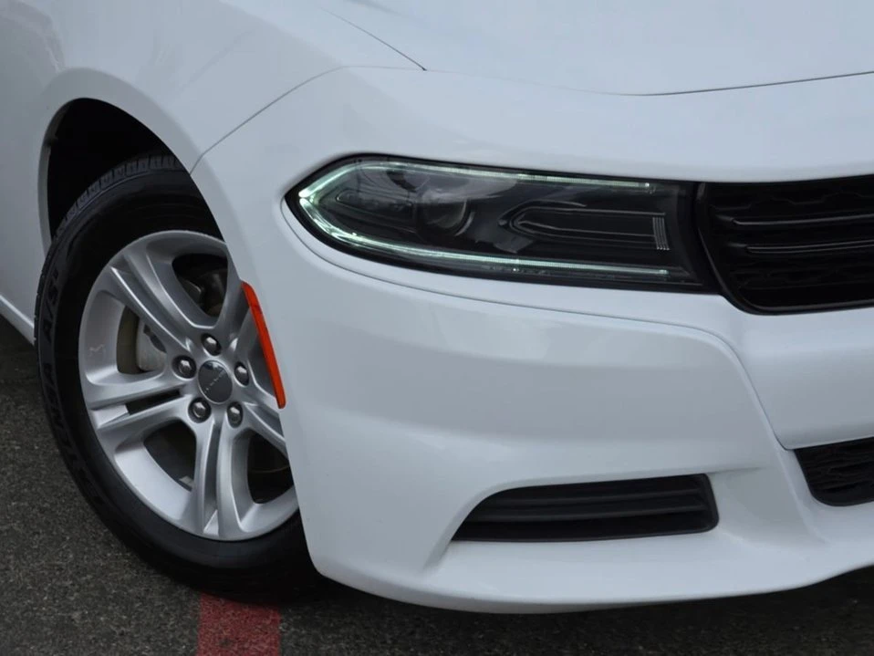 2022 Dodge Charger 8th Gen - Image 9 of 15