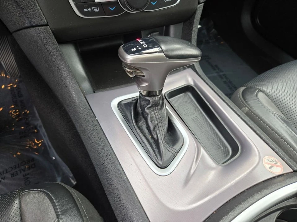 2022 Dodge Charger 8th Gen - Image 8 of 15