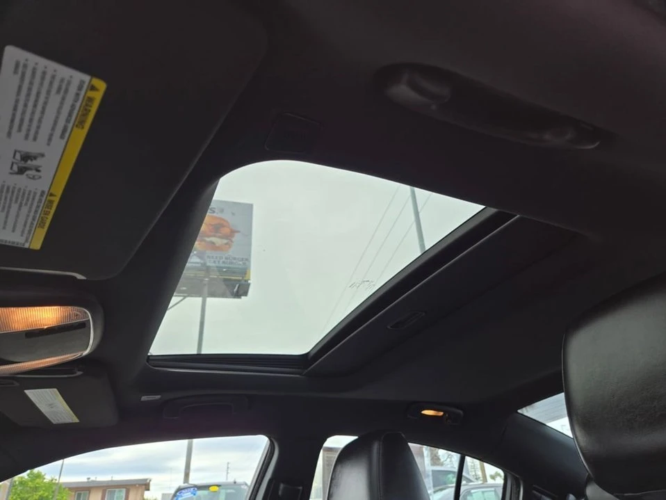 2022 Dodge Charger 8th Gen - Image 6 of 15