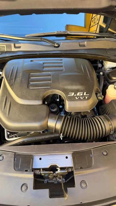 2022 Dodge Charger 8th Gen - Image 10 of 18