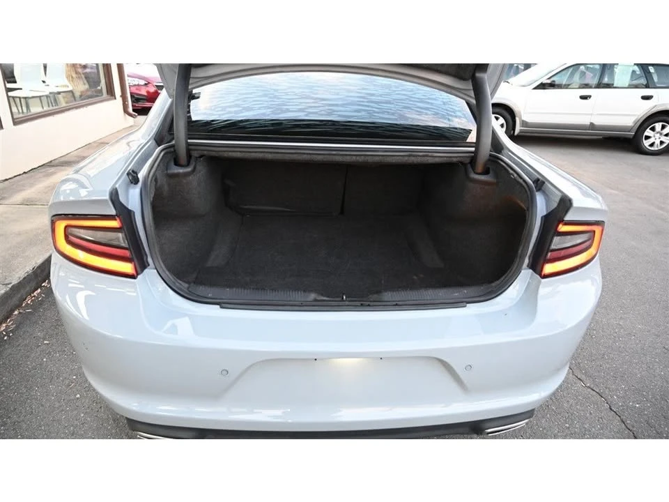 2022 Dodge Charger 8th Gen - Image 7 of 11