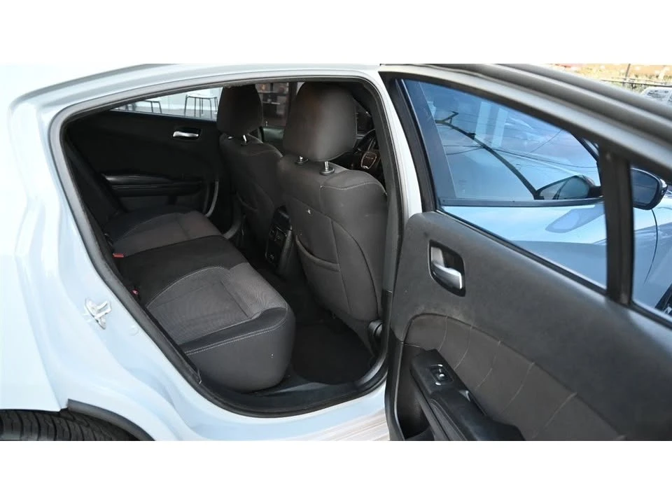 2022 Dodge Charger 8th Gen - Image 6 of 11