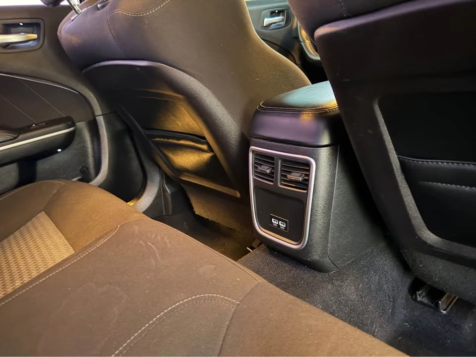 2022 Dodge Charger 7th Gen - Image 11 of 15