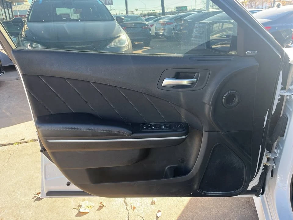 2022 Dodge Charger 8th Gen - Image 6 of 20