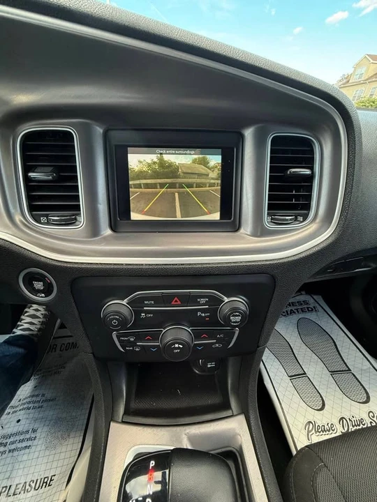 2022 Dodge Charger 7th Gen - Image 16 of 19