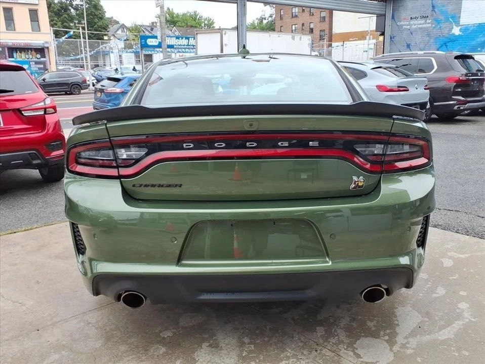 2022 Dodge Charger 8th Gen - Image 4 of 10