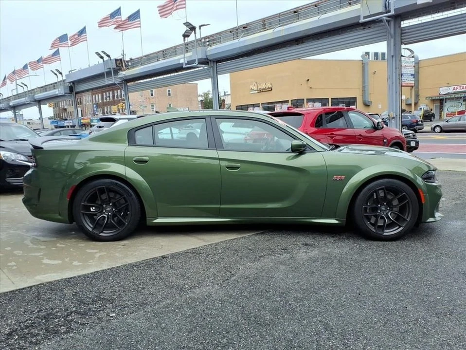 2022 Dodge Charger 8th Gen - Image 9 of 10