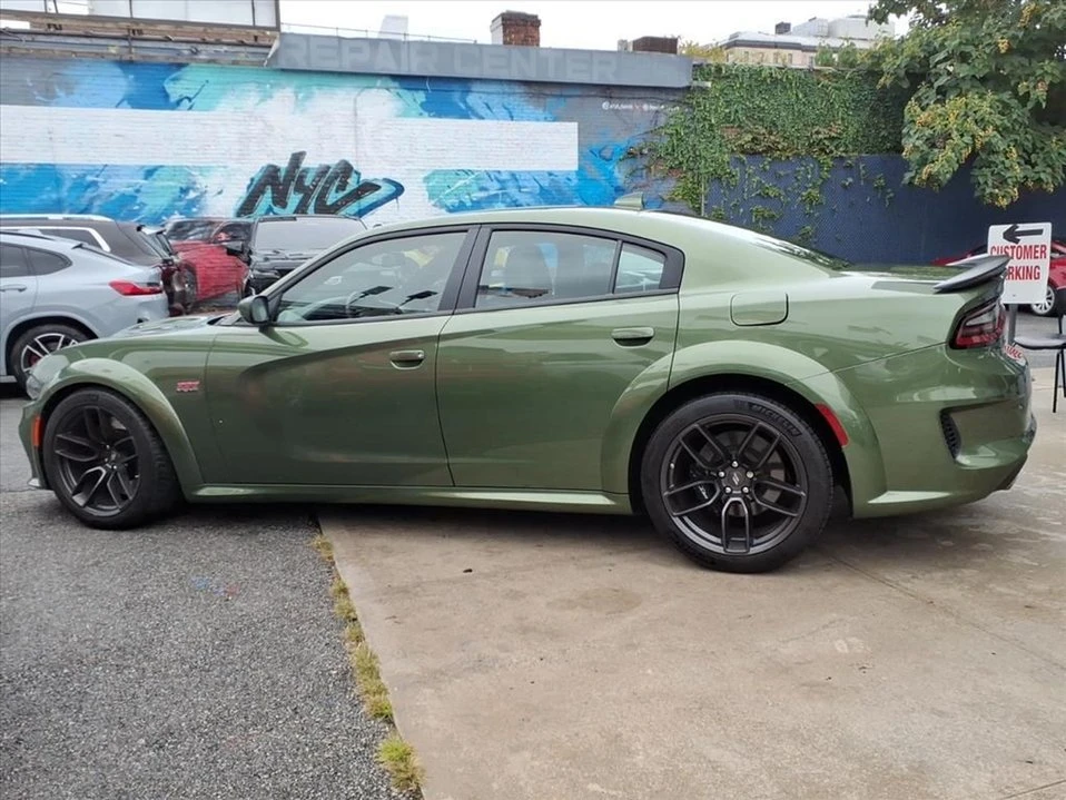 2022 Dodge Charger 8th Gen - Image 7 of 10