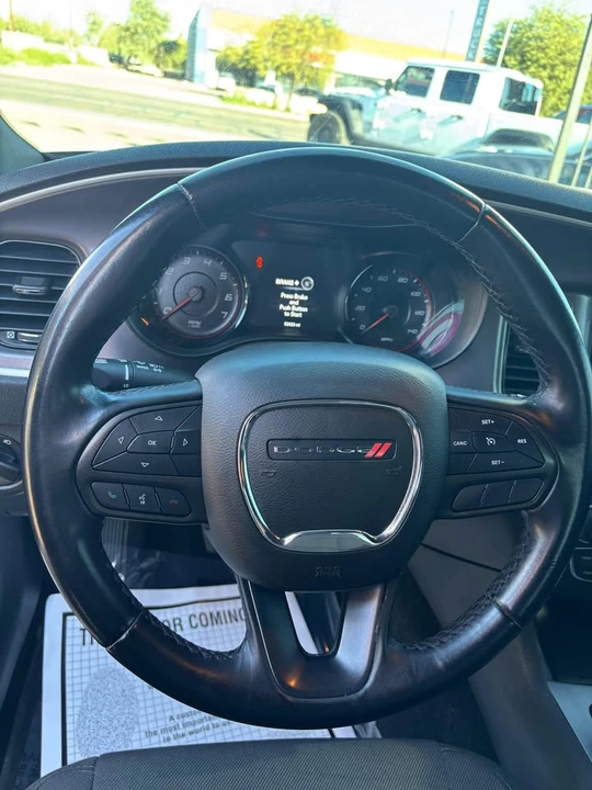2022 Dodge Charger 8th Gen - Image 5 of 10