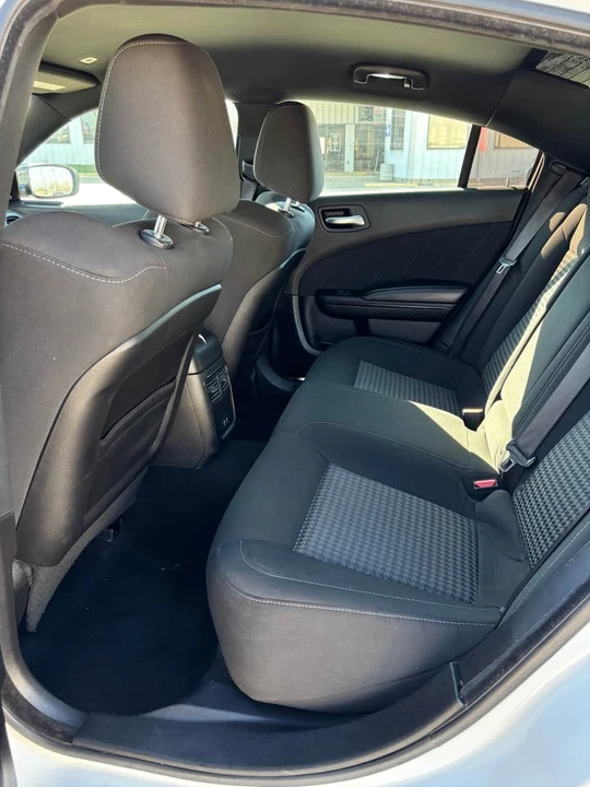 2022 Dodge Charger 7th Gen - Image 16 of 18
