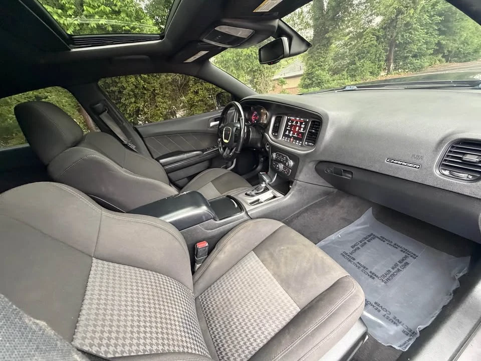 2022 Dodge Charger 7th Gen - Image 17 of 20