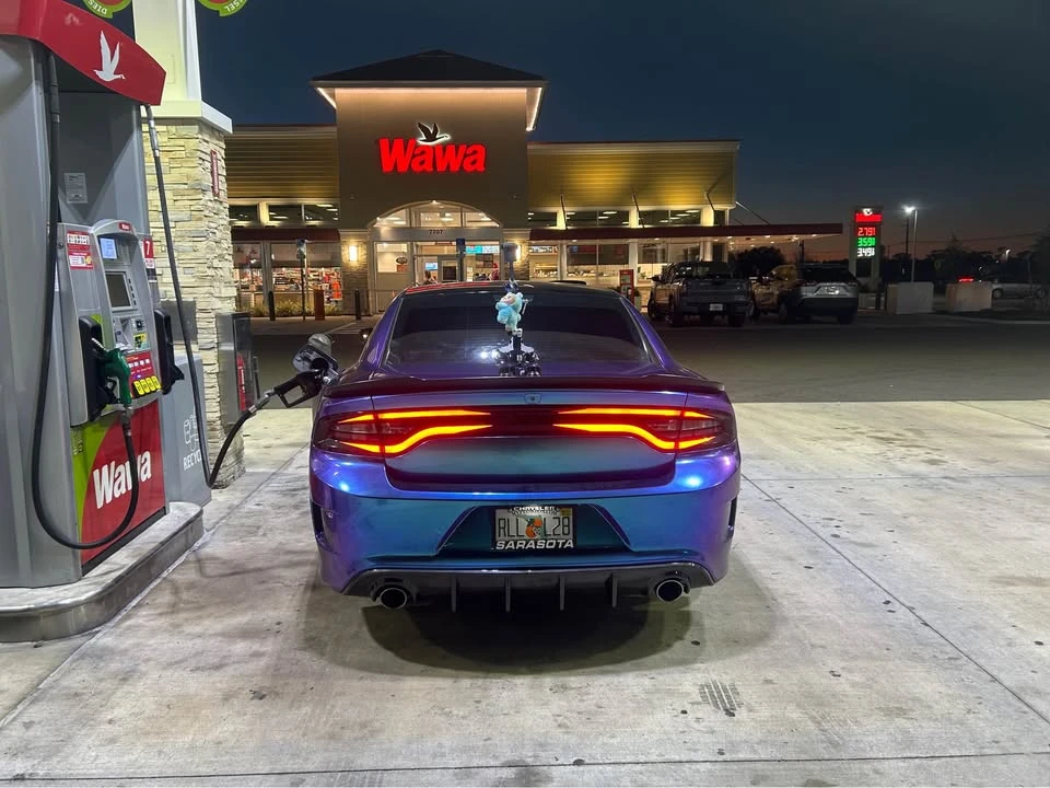 2022 Dodge Charger 8th Gen - Image 4 of 13