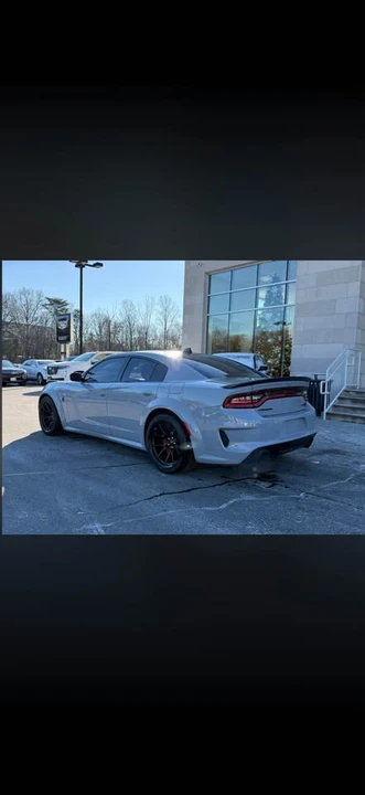 2022 Dodge Charger SRT Hellcat 7th Gen - Image 4 of 8