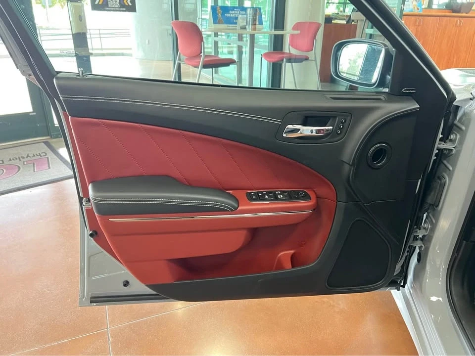 2022 Dodge Charger SRT Hellcat 7th Gen - Image 15 of 18