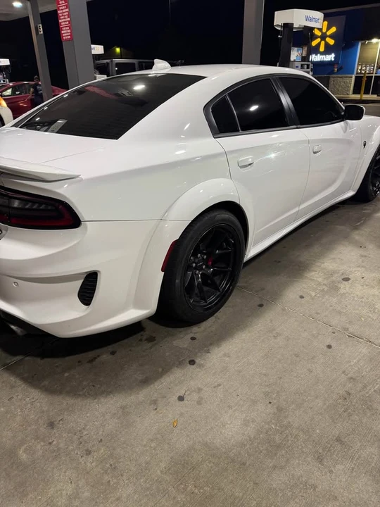 2022 Dodge Charger SRT Hellcat 7th Gen - Image 5 of 17