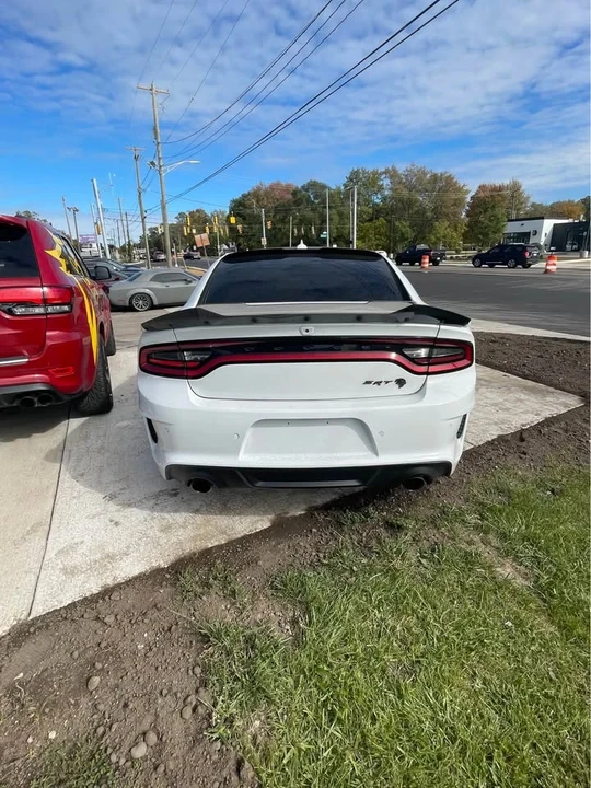 2022 Dodge Charger SRT Hellcat 7th Gen - Image 5 of 10