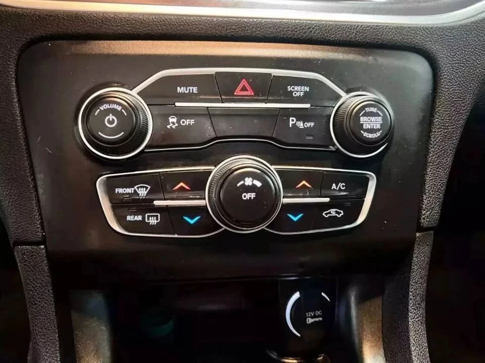 2022 Dodge Charger 8th Gen - Image 9 of 15