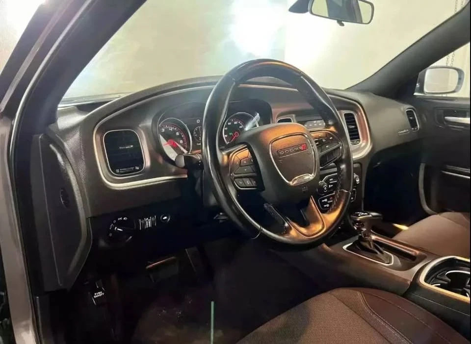 2022 Dodge Charger 8th Gen - Image 11 of 15