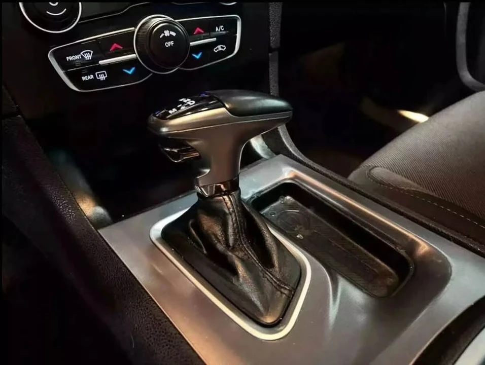 2022 Dodge Charger 8th Gen - Image 10 of 15