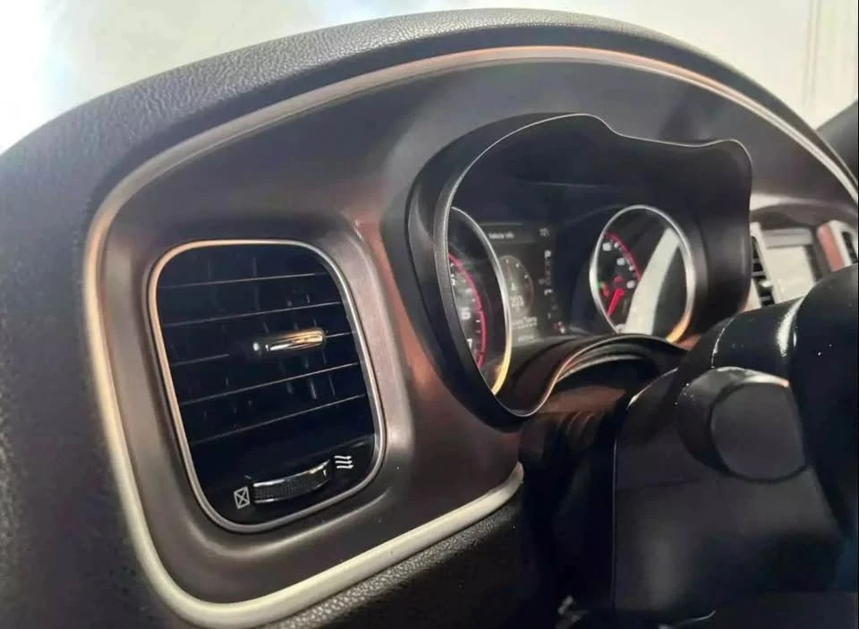 2022 Dodge Charger 8th Gen - Image 5 of 15