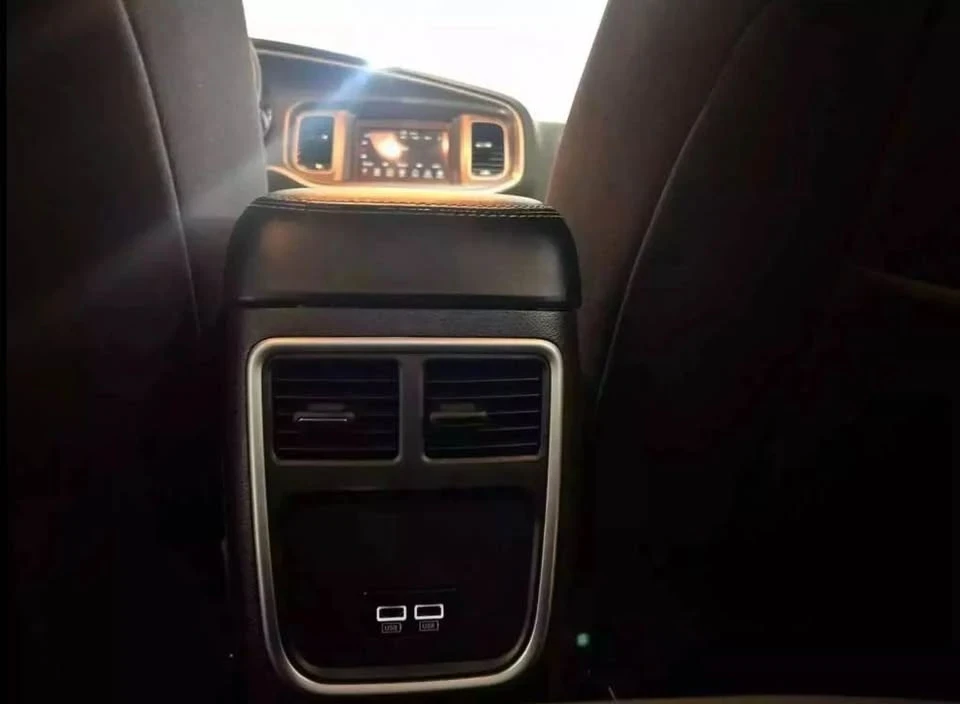 2022 Dodge Charger 8th Gen - Image 14 of 15