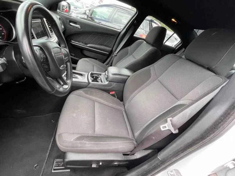 2022 Dodge Charger 8th Gen - Image 2 of 4