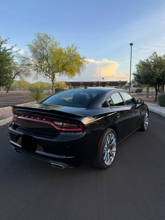2022 Dodge Charger 7th Gen - Image 5 of 16