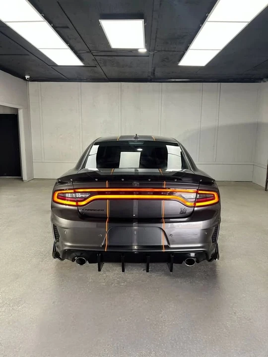 2022 Dodge Charger 8th Gen - Image 8 of 19