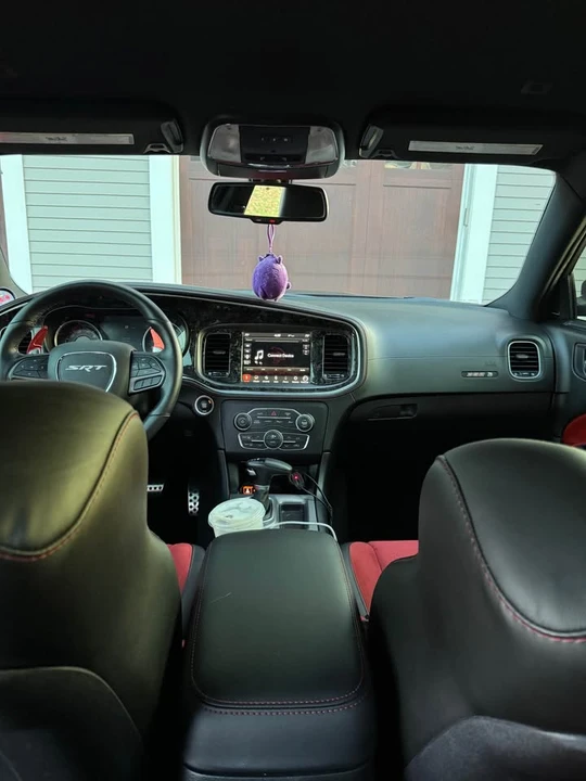 2022 Dodge Charger 8th Gen - Image 13 of 20