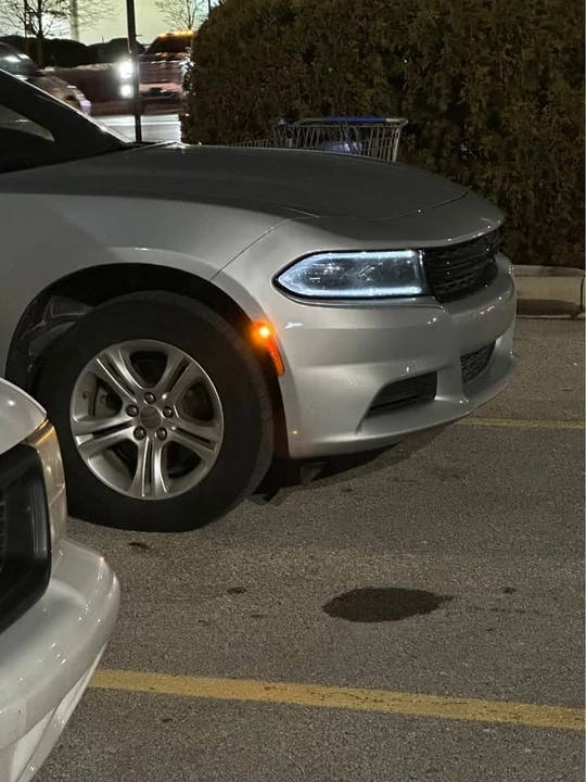 2022 Dodge Charger 7th Gen - Image 7 of 10